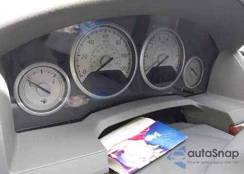 2008 Chrysler Town & Country Touring z USA, uszkodzony, nr VIN 2A8HR54P48R792421